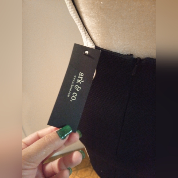 Cida's - Ark.Co dresses - Picture 5 of 5